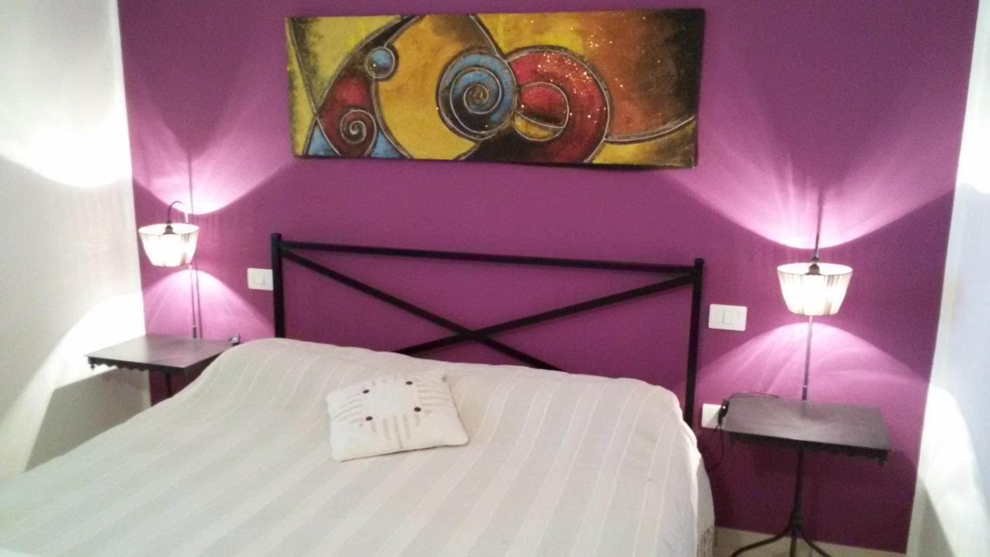Soleesale Appartamenti E Camere Per Vacanza Pula Bilik gambar