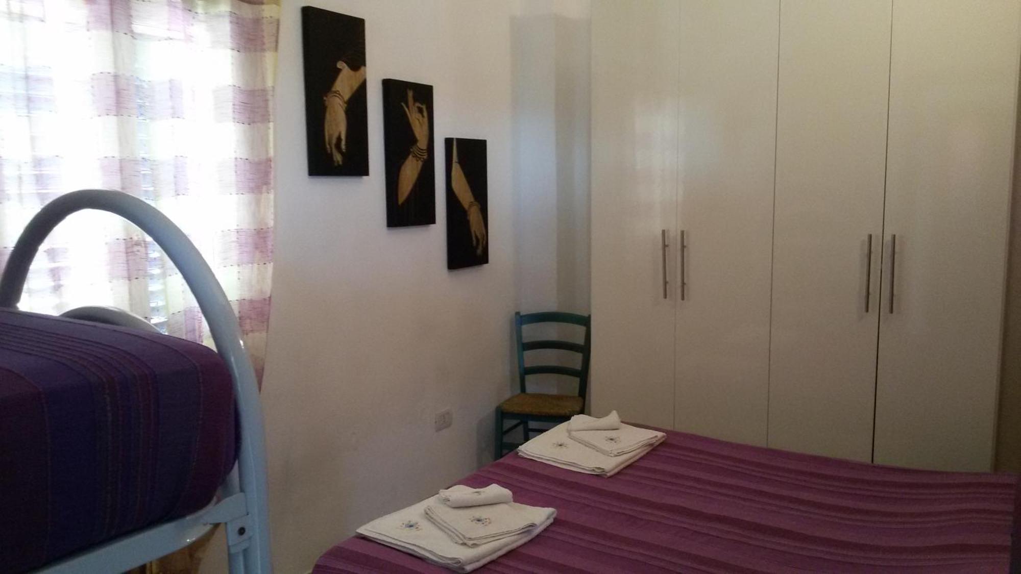 Soleesale Appartamenti E Camere Per Vacanza Pula Bilik gambar