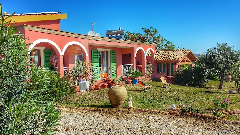 Soleesale Appartamenti E Camere Per Vacanza Pula Luaran gambar